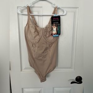 Body shaper with built-in bra